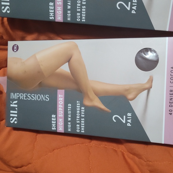 Impressions Sheer High Support Tights - Cocoa 2X$13 - Picture 4 of 7